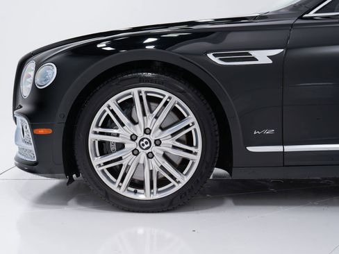 Used 2021 Bentley Flying Spur W12 AWD/4WD image 42