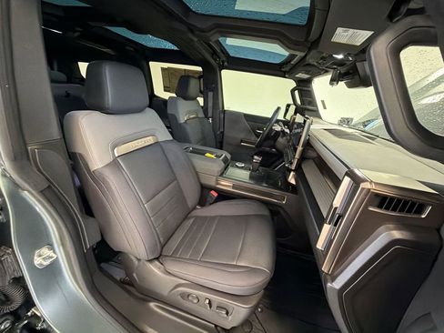 Used 2024 GMC Hummer EV 3X w/ Extreme Off-Road Package image 29