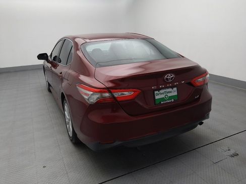 Used 2018 Toyota Camry LE image 6