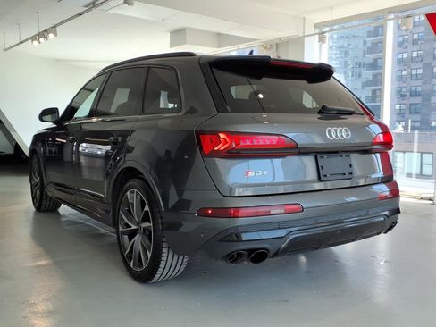 Used 2023 Audi SQ7 Prestige w/ Prestige Package AWD/4WD image 6