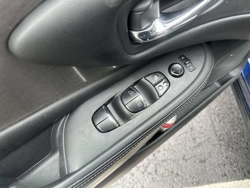 Used 2023 Nissan Murano SL w/ SL Moonroof Package AWD/4WD image 18