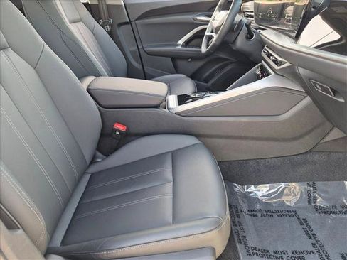 Used 2025 Audi Q5 Premium w/ Convenience Package AWD/4WD image 19