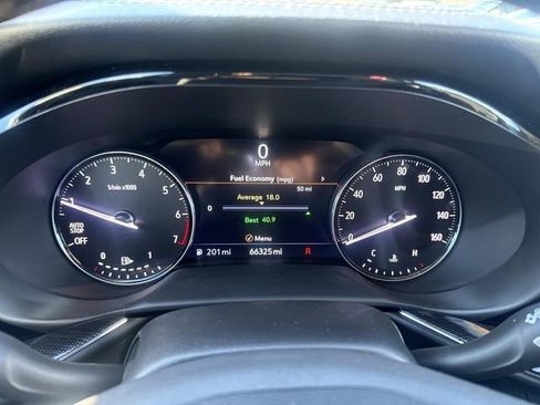 Used 2023 Buick Envision Essence image 31