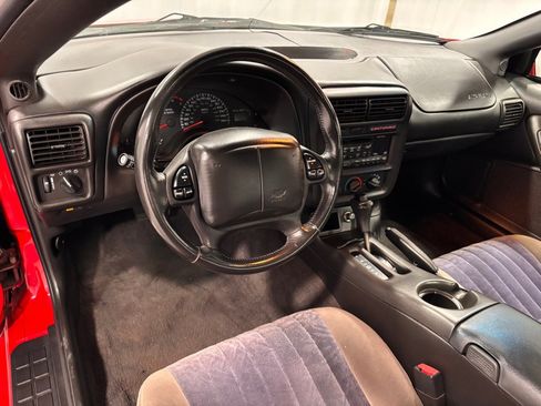 Used 2001 Chevrolet Camaro Z28 w/ Preferred Equipment Group 2 image 9