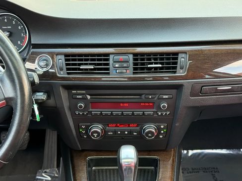 Used 2011 BMW 335i Coupe image 21