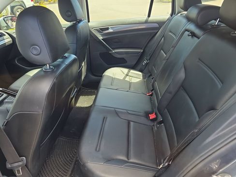 Used 2019 Volkswagen Golf Alltrack S AWD/4WD image 9