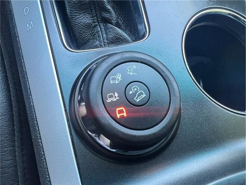 Used 2012 Ford Explorer Limited image 26