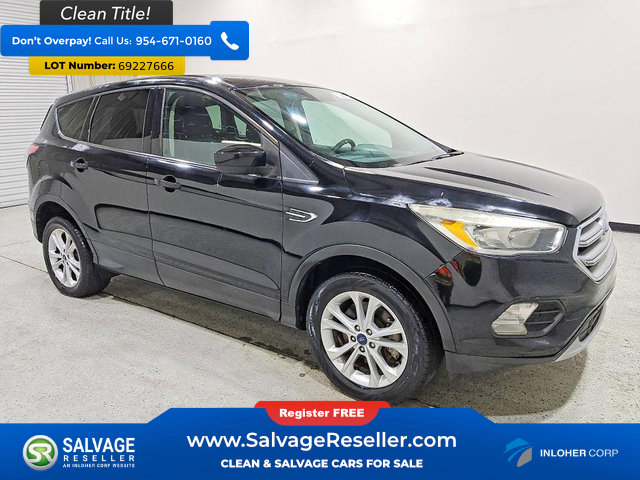 Used 2017 Ford Escape SE FWD image 5