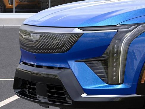 New 2026 Cadillac Optiq Luxury 2 RWD image 37