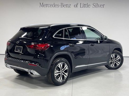 Used 2026 Mercedes-Benz GLA 250 4MATIC image 6