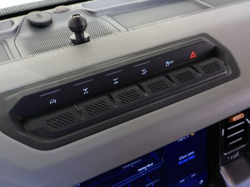 Used 2022 Ford Bronco Badlands AWD/4WD image 35