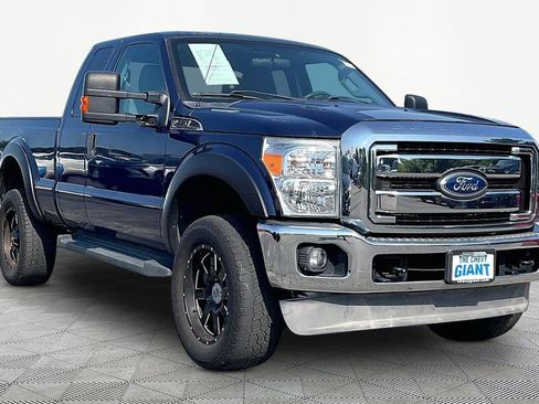 Used 2012 Ford F250 XLT w/ XLT Interior Pkg AWD/4WD image 3