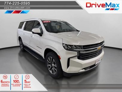 Used 2023 Chevrolet Suburban LT w/ LT Signature Plus Package