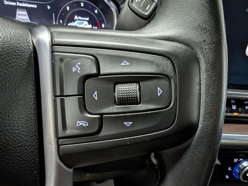 Used 2024 GMC Sierra 3500 SLT w/ SLT Convenience Package image 21