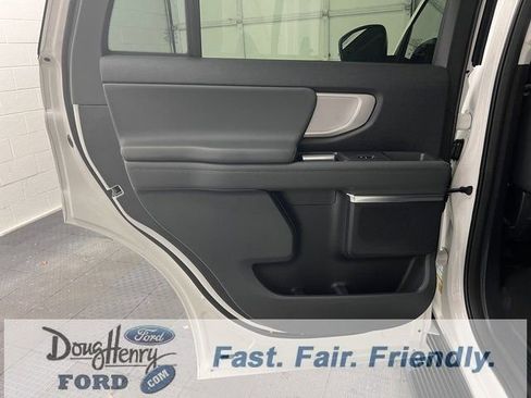 New 2026 Ford Expedition Active image 29