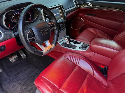 Used 2018 Jeep Grand Cherokee Trackhawk AWD/4WD image 10