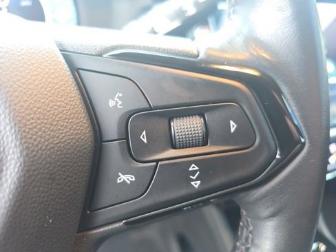 Used 2023 Chevrolet Bolt EUV Premier w/ Sun & Sound Package image 23