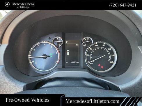 Used 2021 Lexus GX 460 Premium w/ Accessory Package AWD/4WD image 15