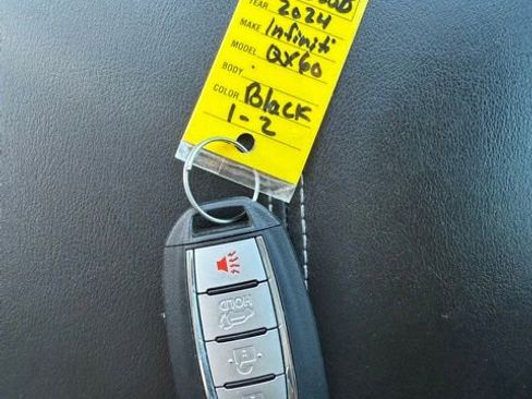 Used 2024 INFINITI QX60 Pure image 26