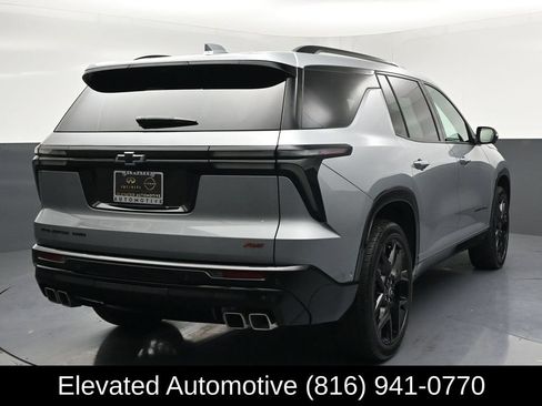 Used 2024 Chevrolet Traverse RS w/ LPO, Floor Liner Package AWD/4WD image 4