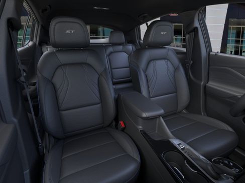 New 2026 Buick Envista Sport Touring image 16