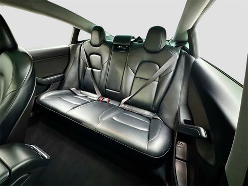 Used 2019 Tesla Model 3 Long Range image 14