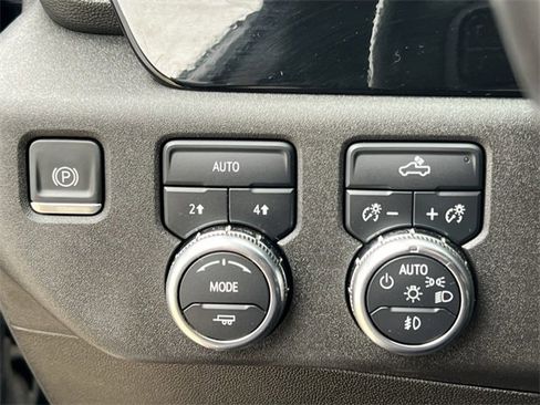 Used 2022 GMC Sierra 1500 Elevation image 20