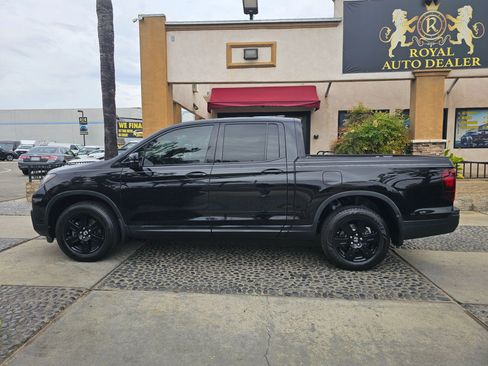 Used 2017 Honda Ridgeline Black Edition image 8