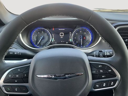 New 2026 Chrysler Pacifica Select FWD image 15