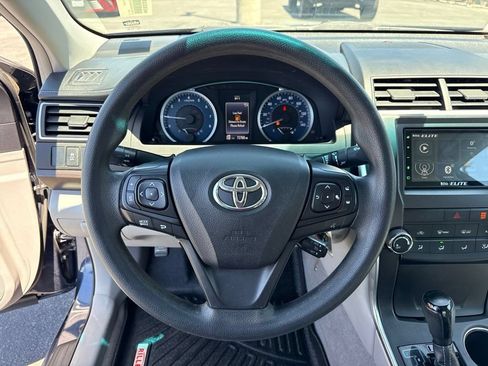 Used 2016 Toyota Camry LE FWD image 22
