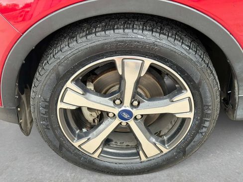 Used 2018 Ford Escape SEL w/ Ford Safe & Smart Package FWD image 12
