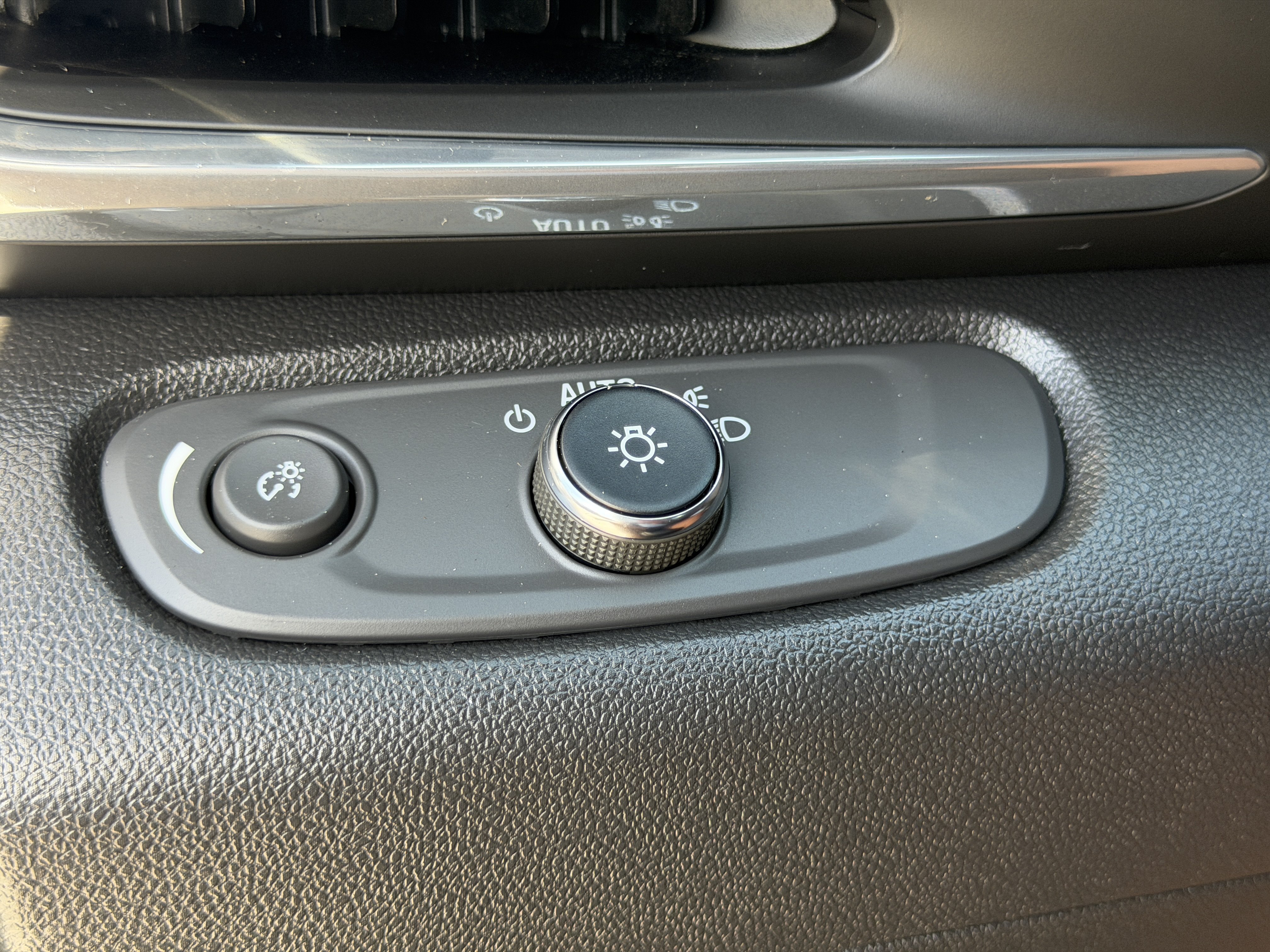 Certified 2024 Buick Envista Preferred w/ Convenience II Package FWD image 29
