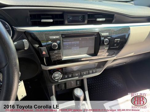 Used 2016 Toyota Corolla LE FWD image 18