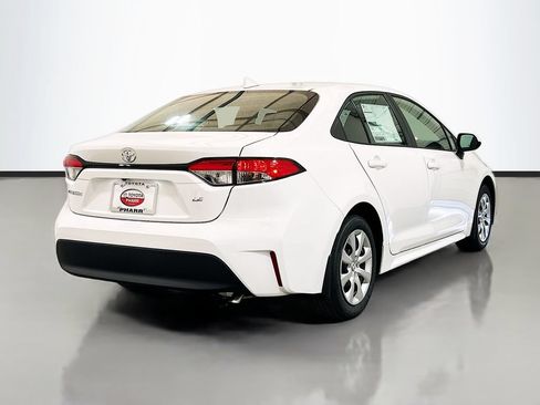 New 2026 Toyota Corolla LE FWD image 4