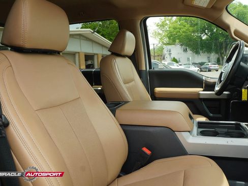 Used 2022 Ford F350 Lariat w/ Chrome Package AWD/4WD image 33