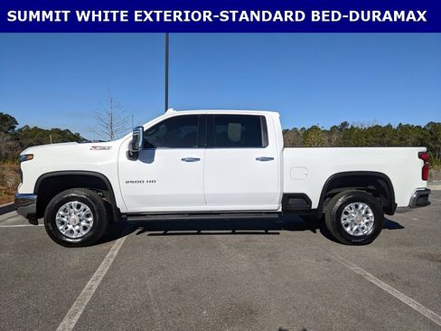 Used 2024 Chevrolet Silverado 2500 LTZ w/ LTZ Plus Package image 11