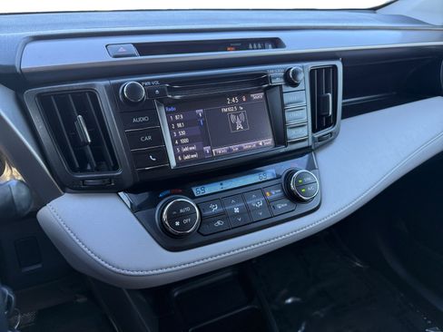 Used 2017 Toyota RAV4 XLE image 12