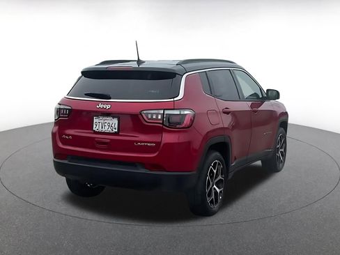 Used 2025 Jeep Compass Limited image 14