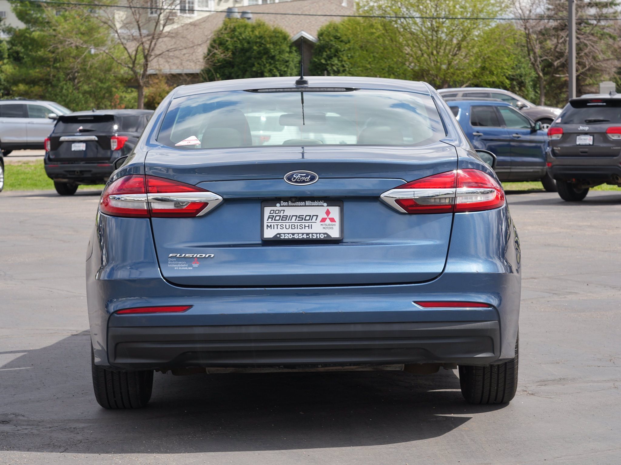 Used 2019 Ford Fusion S FWD image 4