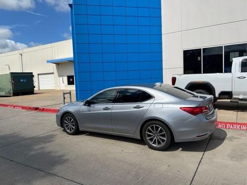 Used 2020 Acura TLX w/ Technology Package FWD image 9