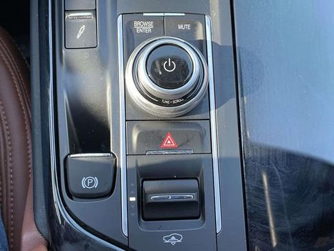 Used 2021 Maserati Levante image 26