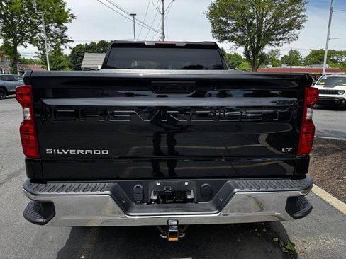 Used 2023 Chevrolet Silverado 1500 LT AWD/4WD image 5