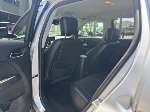 Used 2014 GMC Terrain SLT FWD image 16