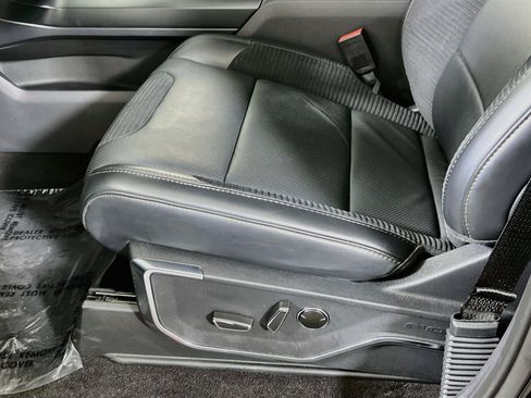 Used 2023 Ford F150 Raptor AWD/4WD image 19