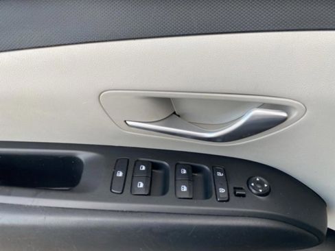 Used 2022 Hyundai Tucson SEL w/ Cargo Package image 13