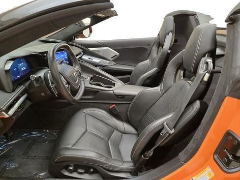 Used 2023 Chevrolet Corvette Stingray Premium Conv w/ Z51 Performance Package RWD image 15