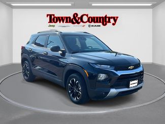Used 2023 Chevrolet TrailBlazer LT w/ Convenience Package image 1