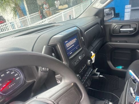 Used 2021 Chevrolet Silverado 1500 Custom AWD/4WD image 16