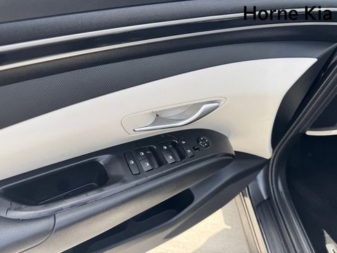 Used 2022 Hyundai Tucson SE FWD image 11