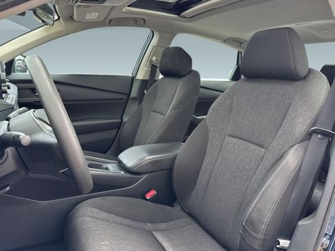 Used 2023 Honda Accord EX image 5
